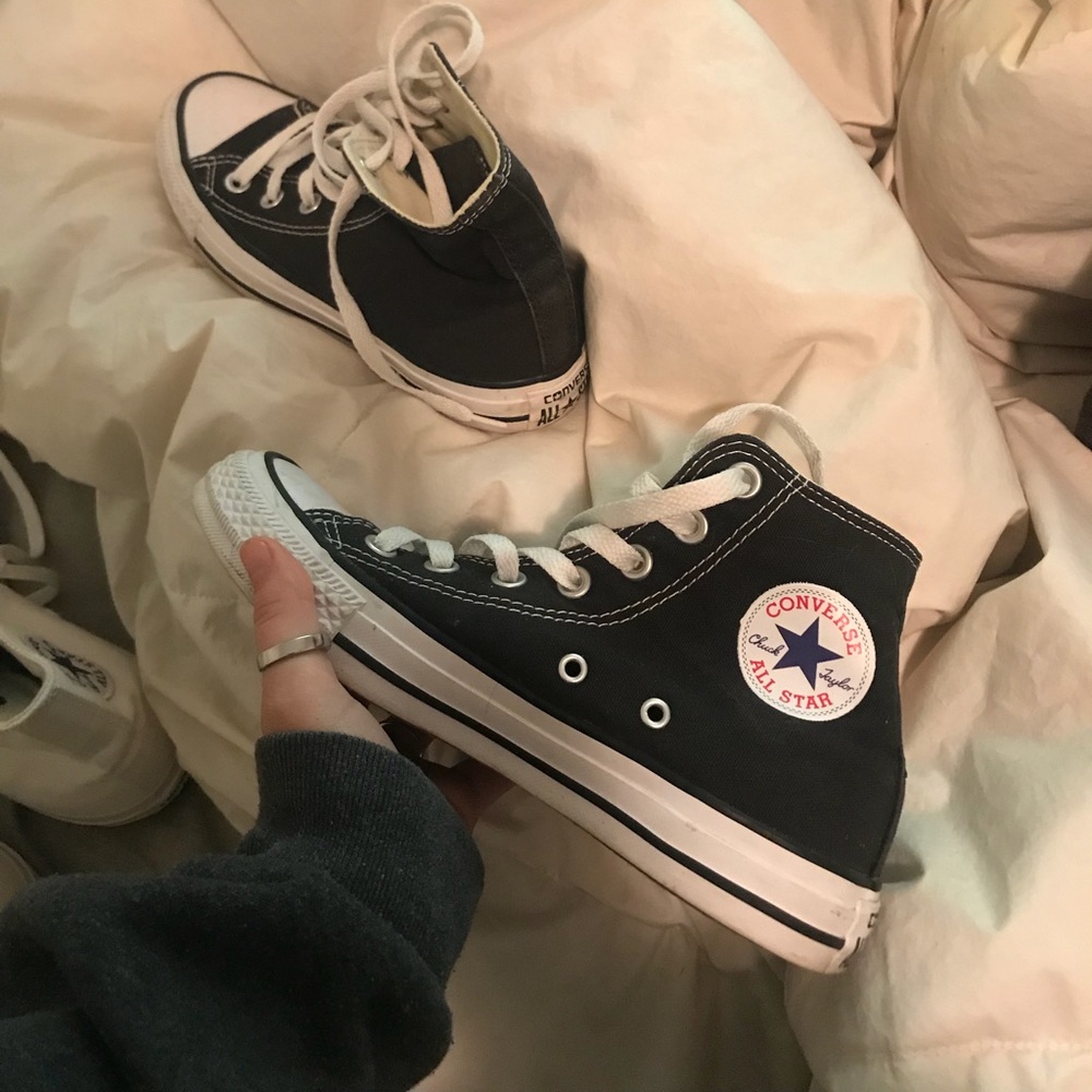 Black and white converse